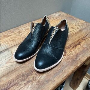 ALL BLACK black leather and leopard calf hair Oxford shoes